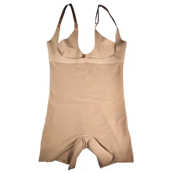 Honeylove Open-Bust Mid-Thigh Bodysuit Sand Size 1X $109 MSRP - Picture 3 of 11
